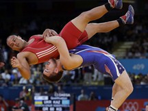 aptopix-london-olympics-wrestling-men.jpeg-1280x960 small